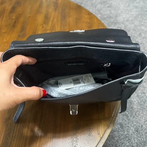 Michael Kors Cassie Floral Applique Black Leather Large Satchel Crossbody Bag - Picture 5 of 10